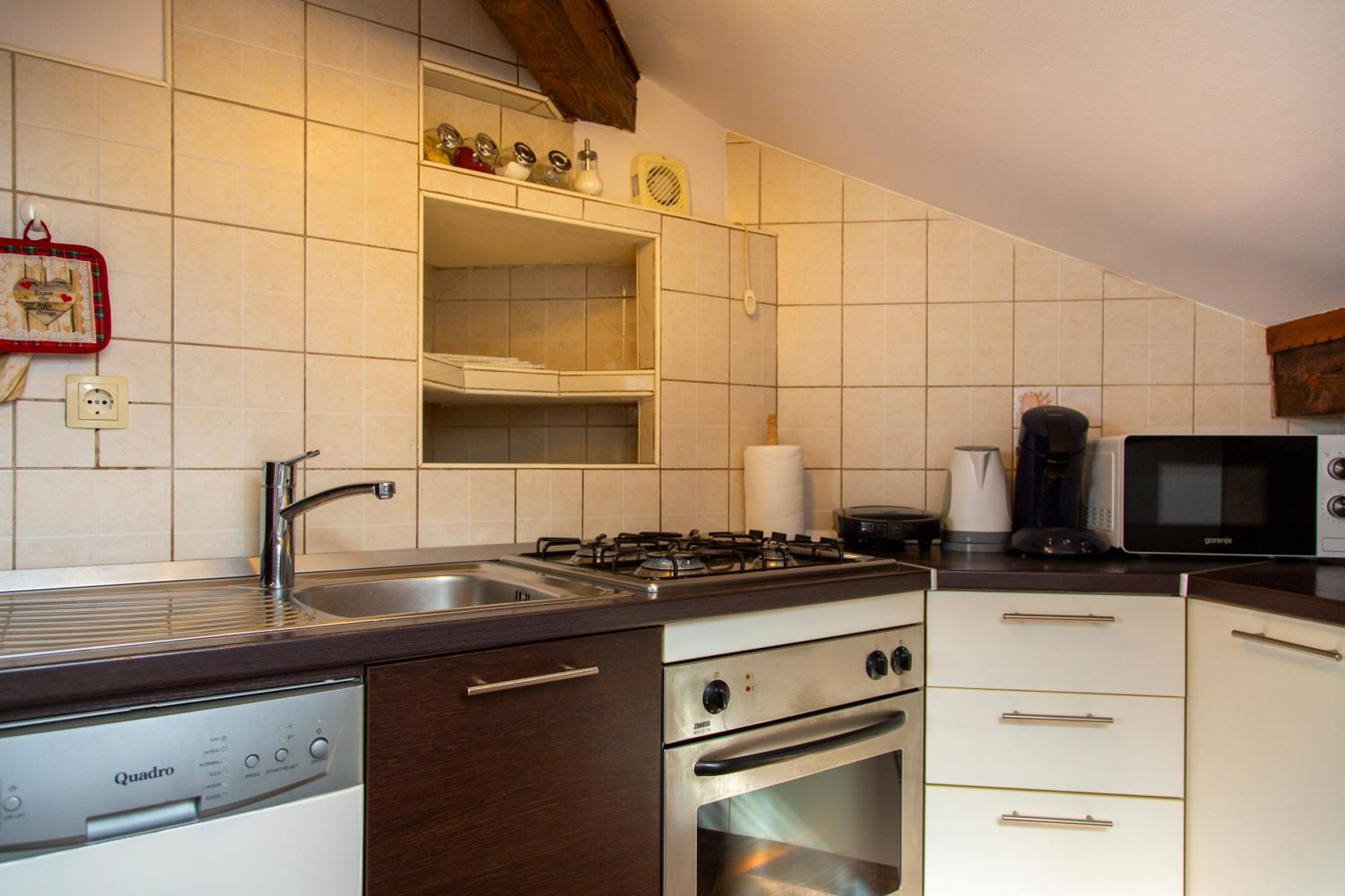 Apartman Viki Stinjan Pula Exterior photo